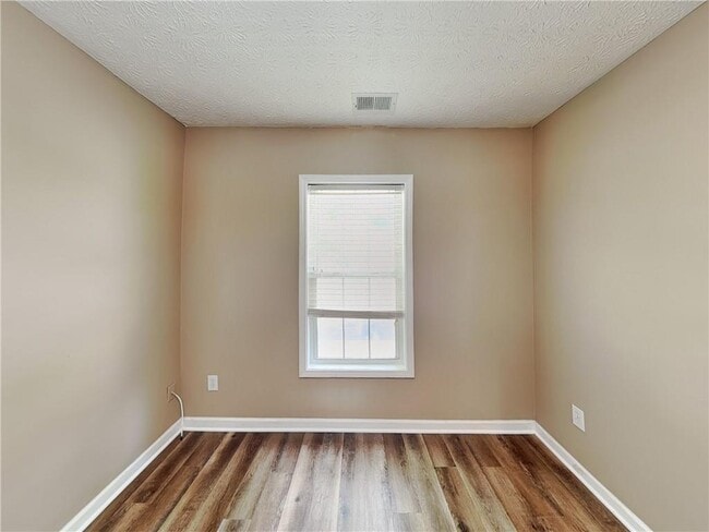 Building Photo - 2746 Northgate Way NW
