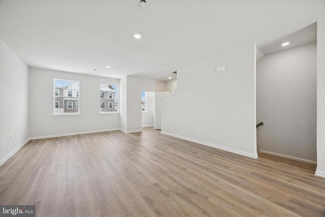 Building Photo - 163 Sandy Rdg Rd