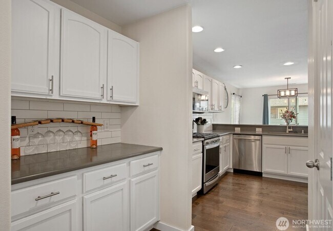 Building Photo - Gorgeous home in Snohomish available 9/15/2025