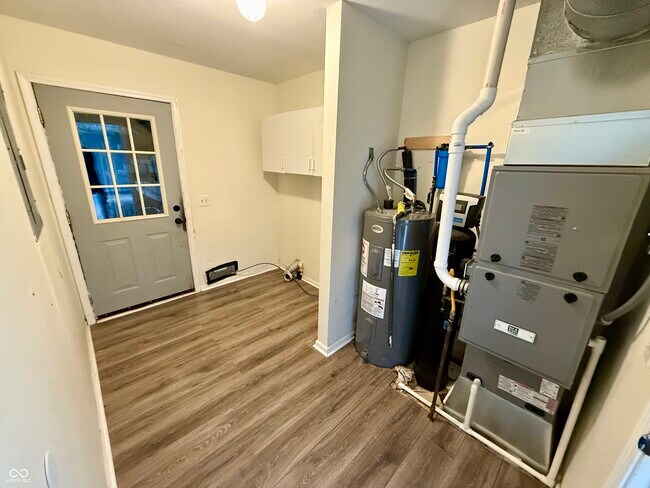 Building Photo - 2717 W 186th St