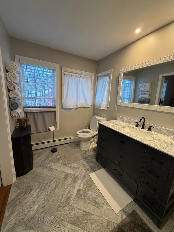 Building Photo - 125 Skyview Rd