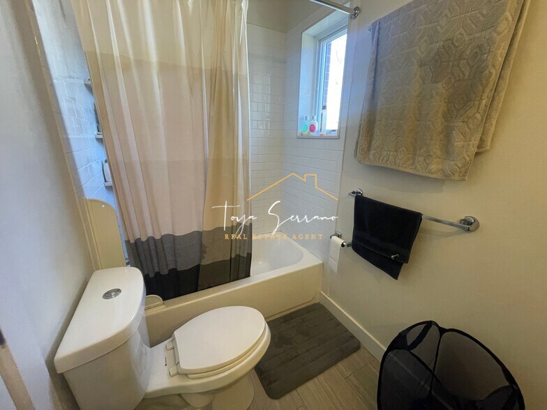 Building Photo - 20 Sussex St