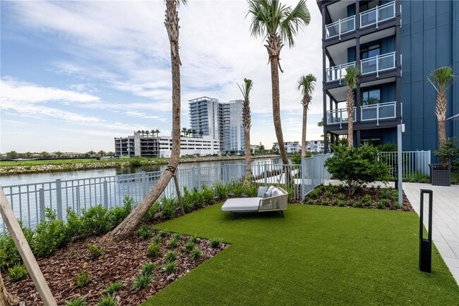 Building Photo - 5127 W Tyson Ave