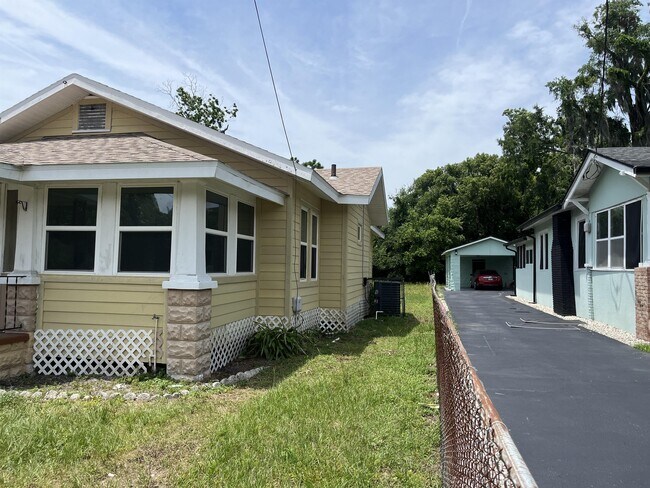 Building Photo - 1223 Ida St