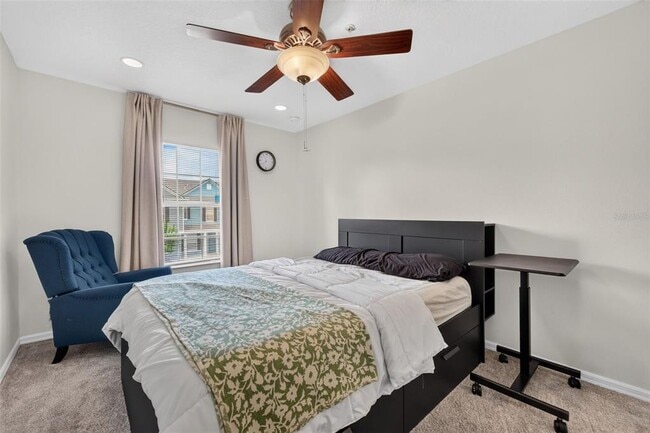 Building Photo - 6086 Chapledale Dr