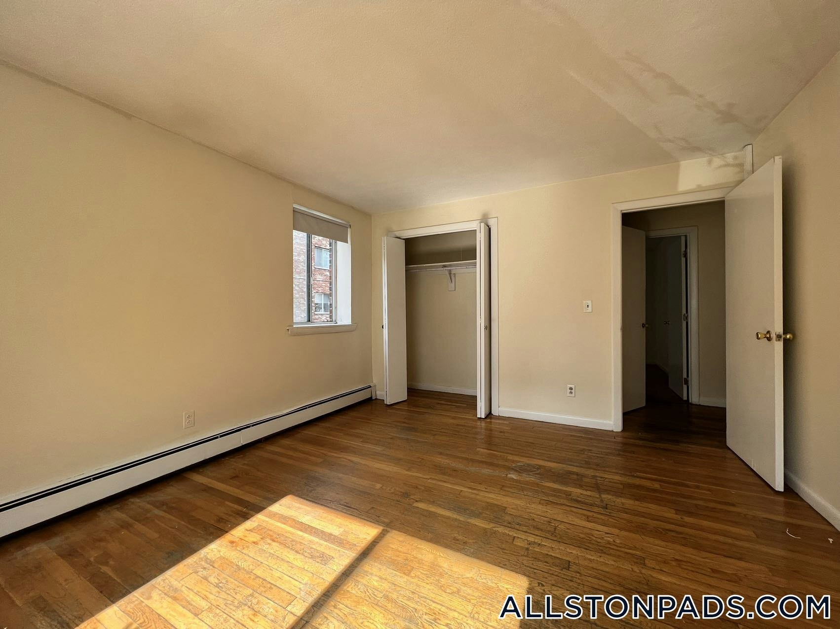 Building Photo - 88 Gardner St