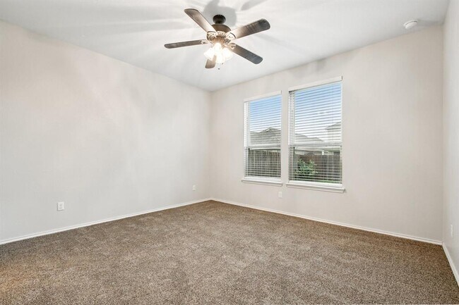 Building Photo - 212 La Dera Dr