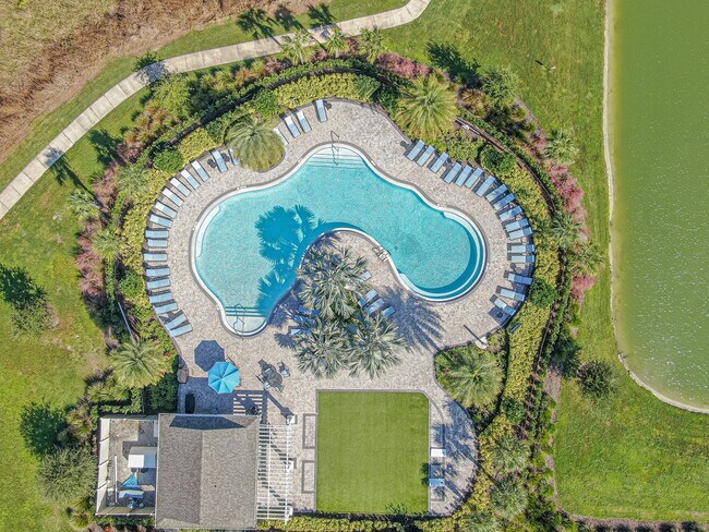 Building Photo - 2350 Paravane Wy