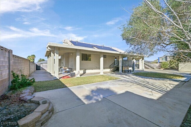 Building Photo - 391 E Kimberly Dr