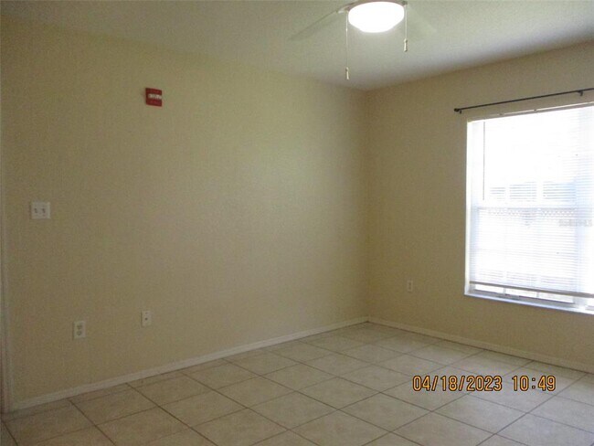 Building Photo - 2325 Prime Cir