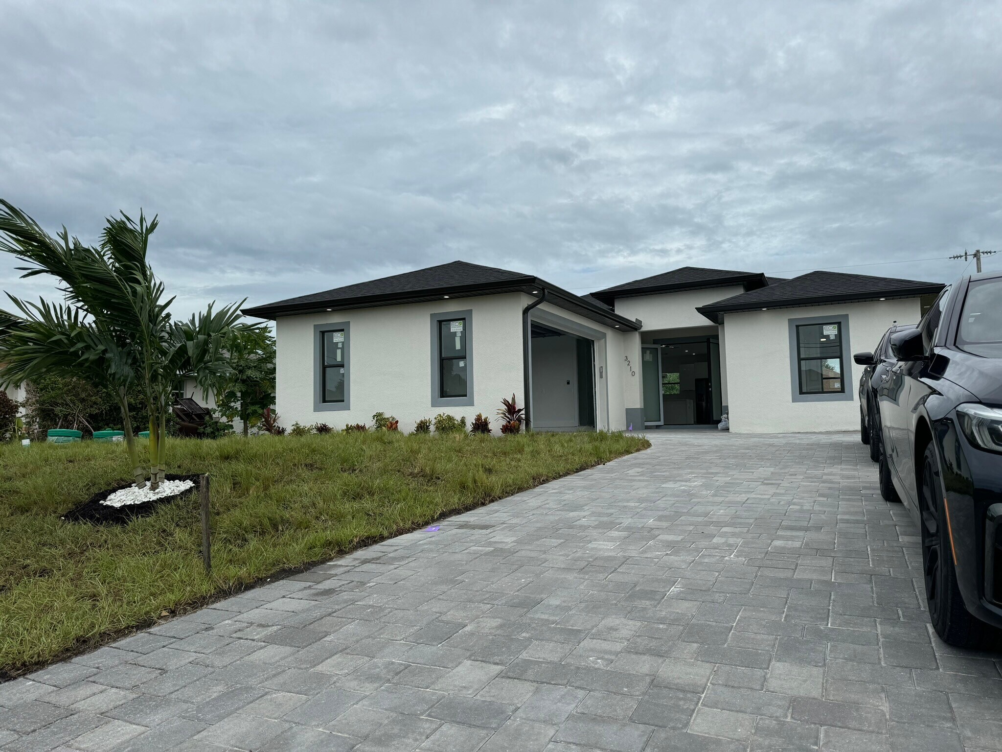 Building Photo - 3210 8th St SW