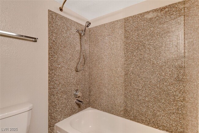 Building Photo - 5240 Indian River Dr