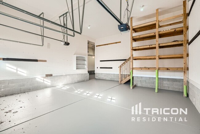 Building Photo - 3821 Litchfield Dr