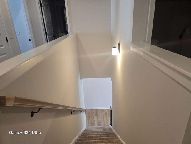 Building Photo - 2625 Ravencliff Dr