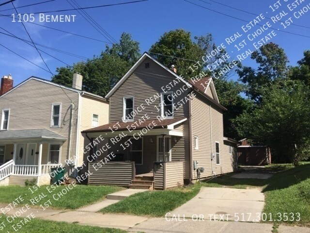 Building Photo - 1105 Bement-
