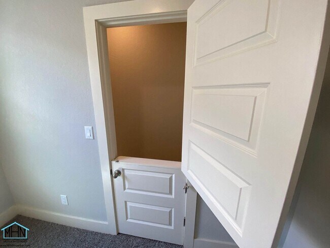 Building Photo - Smart Home Haven: Where Comfort Meets Cool...