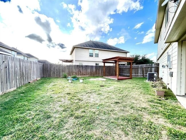 Building Photo - 19111 Canaras Ct