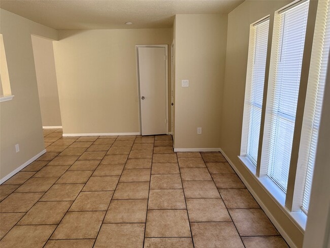 Building Photo - 6610 Addicks Clodine Rd