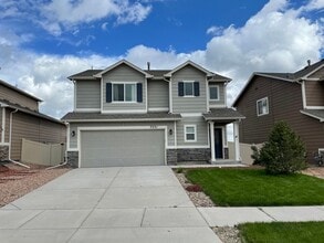 Building Photo - BEAUTIFUL 3BD HOME with A/C in TRAILS at F...