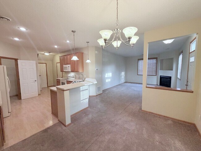 Building Photo - Spacious Bailey’s Arbor Townhome! 2BR + Bonus Living Room & Resort-Style Amenities!!