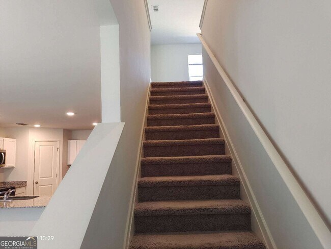 Building Photo - 538 Pemberton St