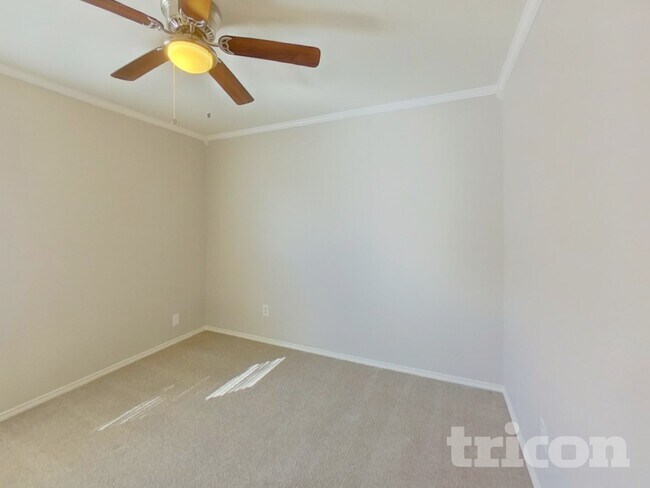 Building Photo - 1448 Castle Ridge Rd