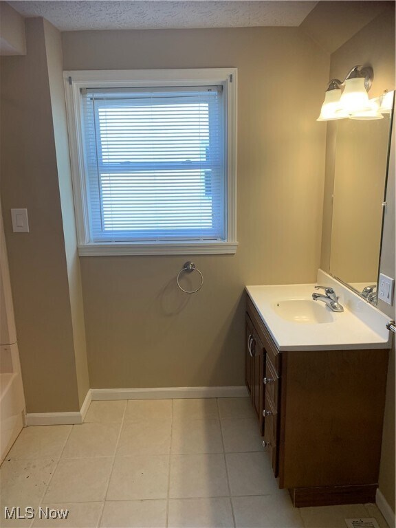 Building Photo - 1660 Glenmount Ave