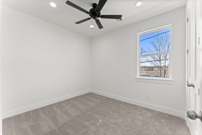 Building Photo - 6808 Ralston St