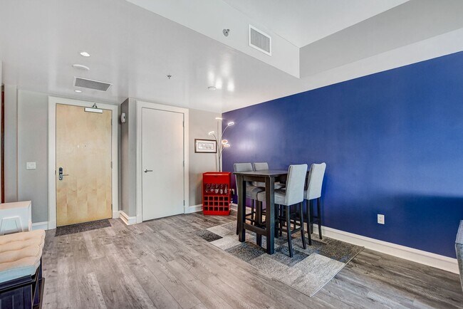 Building Photo - Sky Las Vegas 1205- Stunning Fully Furnish...