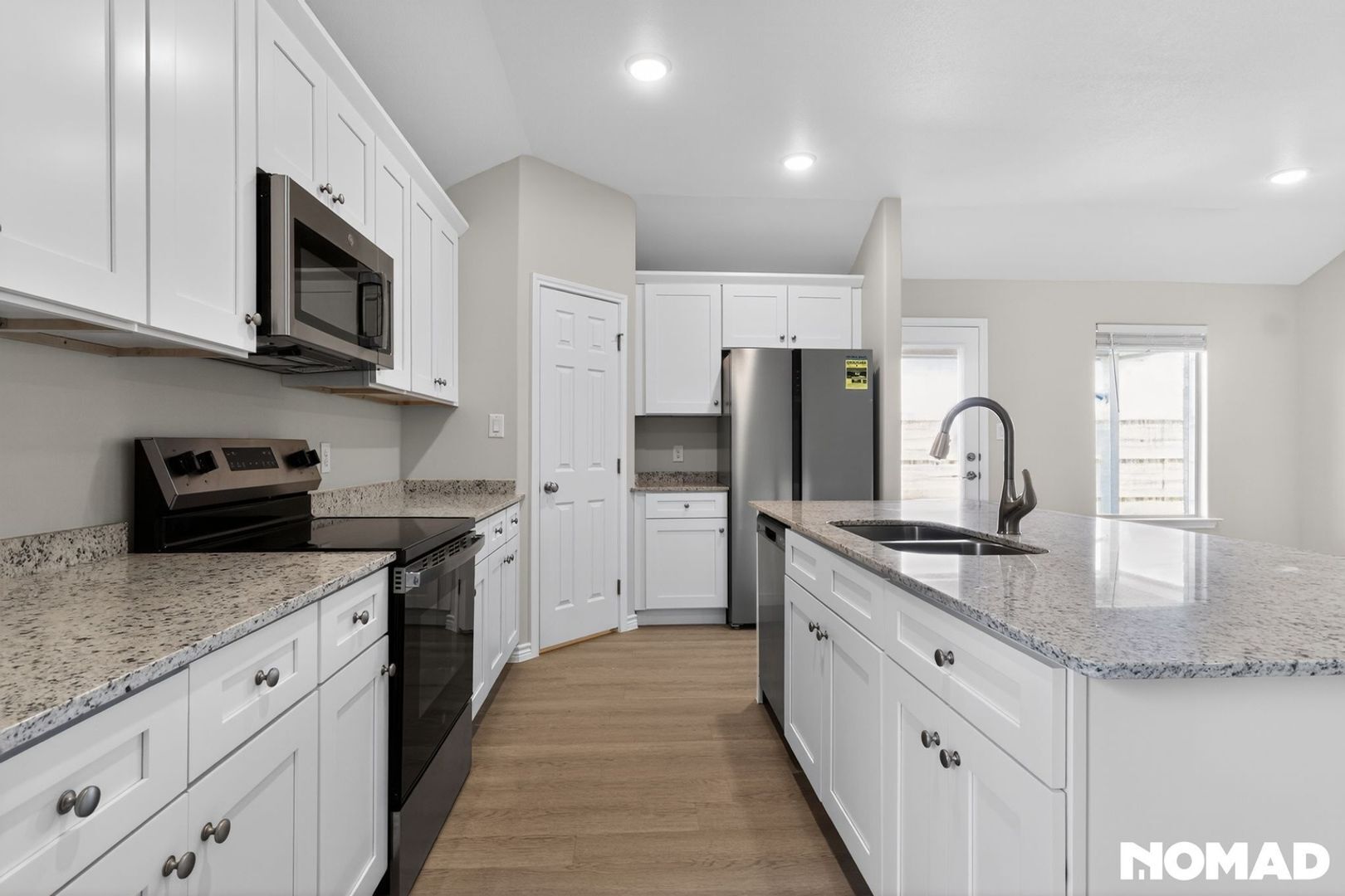 Building Photo - 1409 Bajada St