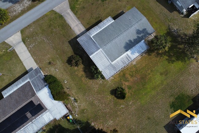 Building Photo - 8954 SW 101st Pl