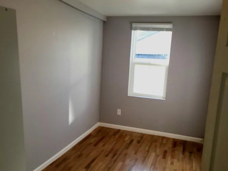 Building Photo - 2108 16th Ave S