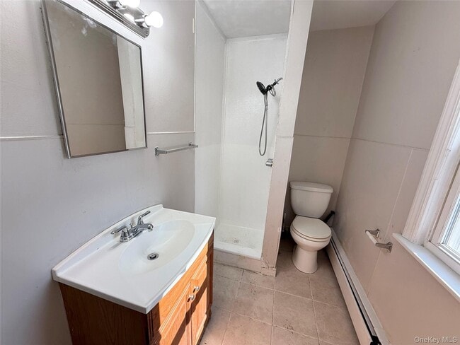 Building Photo - 4 Riverview Ave