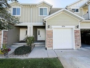 Building Photo - 3731 N Prairie Grass Dr