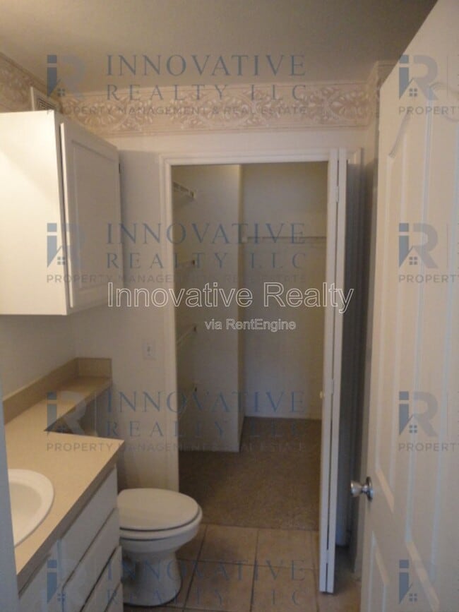 Building Photo - 1798 Shadow View Cir