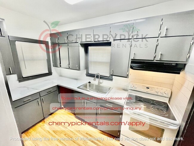 Building Photo - 3440 Anaheim Dr
