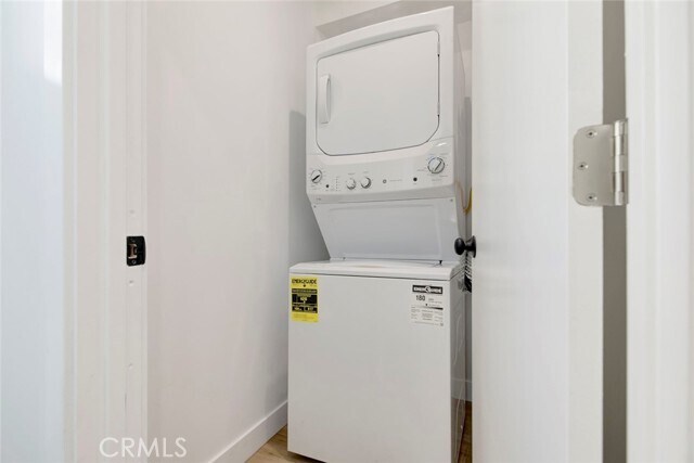 Building Photo - 5648 Cartwright Ave