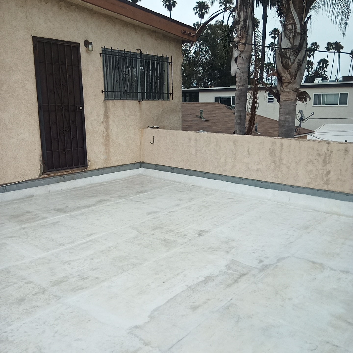 Building Photo - 2421 Abbot Kinney Blvd