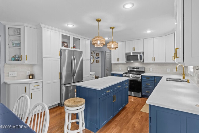 Building Photo - 45 Fielder Ave