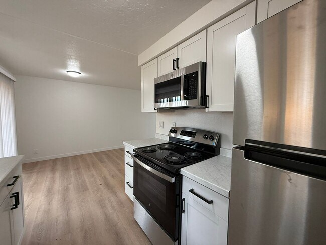 Building Photo - 4012so