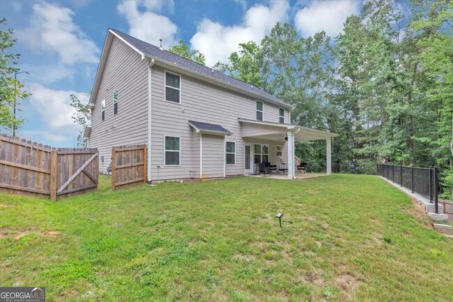 Building Photo - 66 Vicky Way