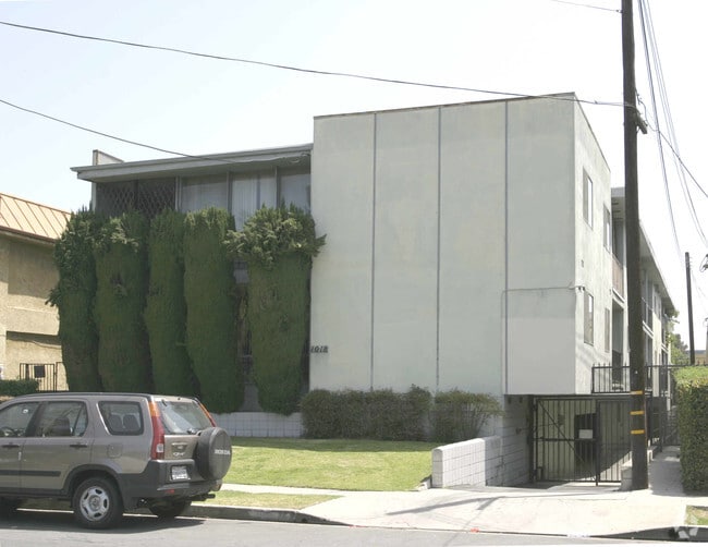 Primary Photo - 1018 S Osage Ave