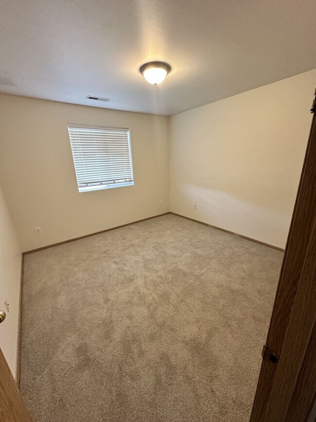 Building Photo - Beautiful Home in Central Pasco!