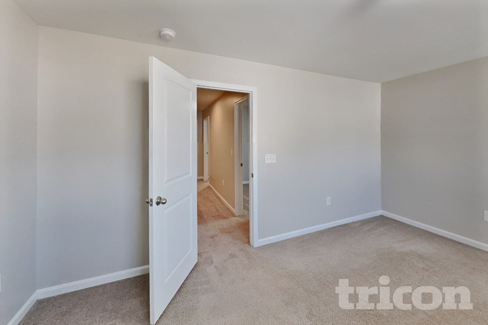 Building Photo - 38 E Lumber Ct