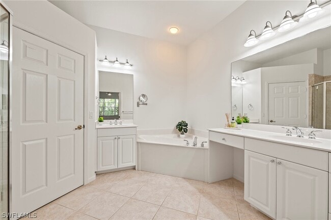 Building Photo - 10040 Valiant Ct