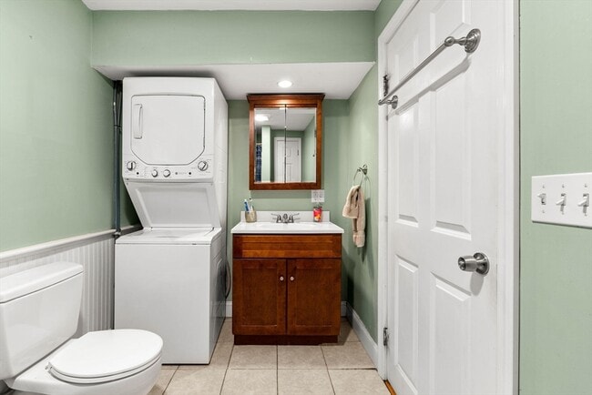 Building Photo - 22 Witham St