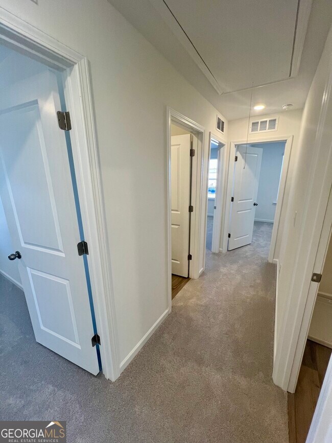 Building Photo - 128 Rolling Mdw Wy