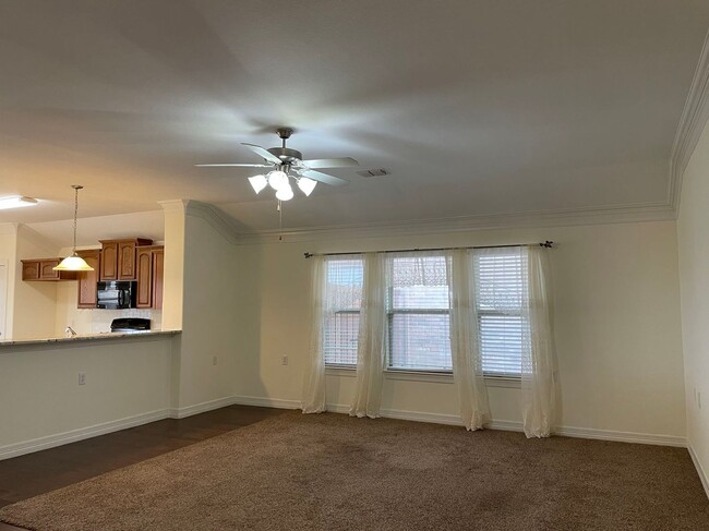 Building Photo - Property for Lease in Little Elm!