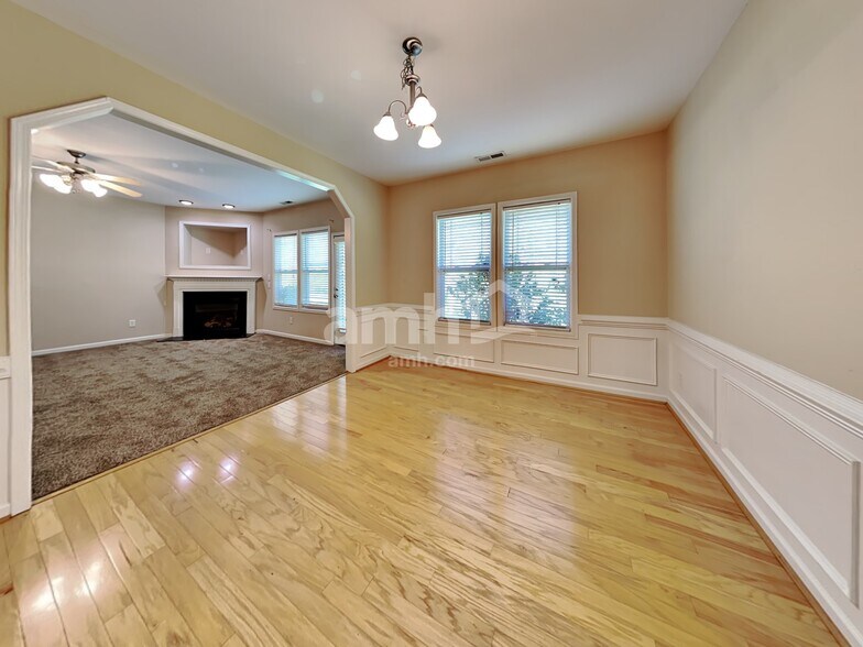 Building Photo - 3928 Cane Garden Dr