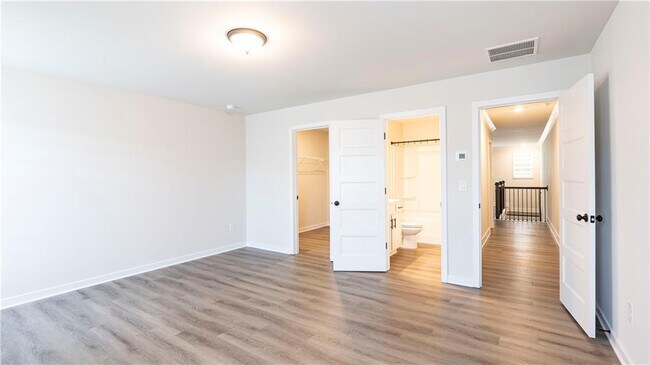 Building Photo - 38 Winding Rose Dr